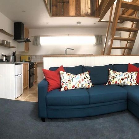 Cosy Rustic Annex In Quiet Cornwall Village Saint Wenn Экстерьер фото